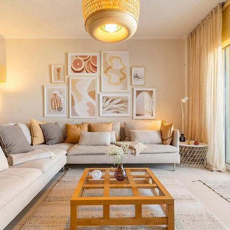 Something Different In Chalkida Apartment Kanithos Bagian luar foto