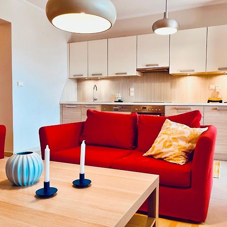 Something Different In Chalkida Apartment Kanithos Bagian luar foto