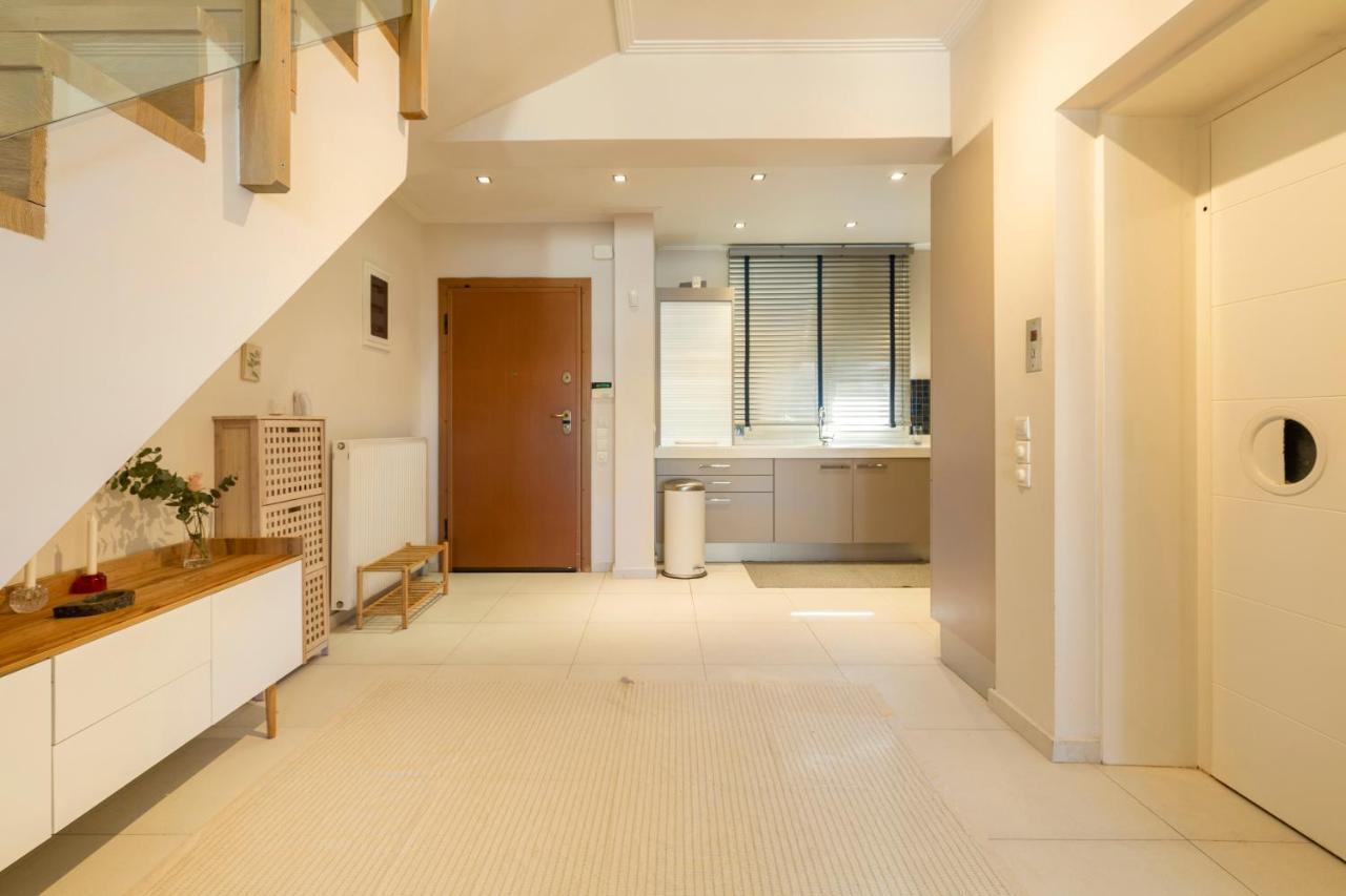 Something Different In Chalkida Apartment Kanithos Bagian luar foto