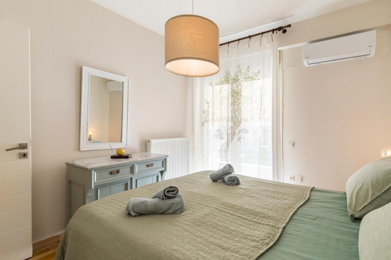 Something Different In Chalkida Apartment Kanithos Bagian luar foto