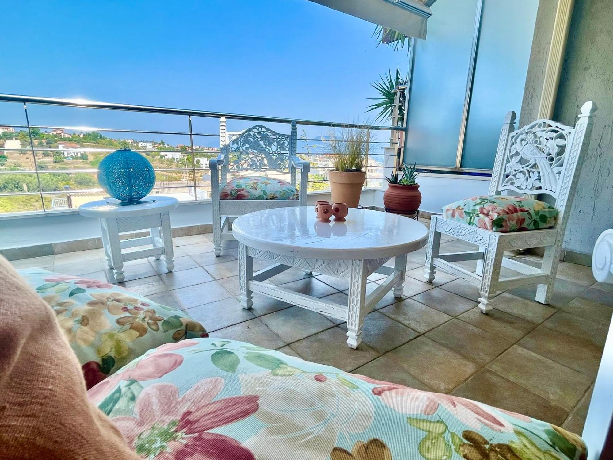 Something Different In Chalkida Apartment Kanithos Bagian luar foto