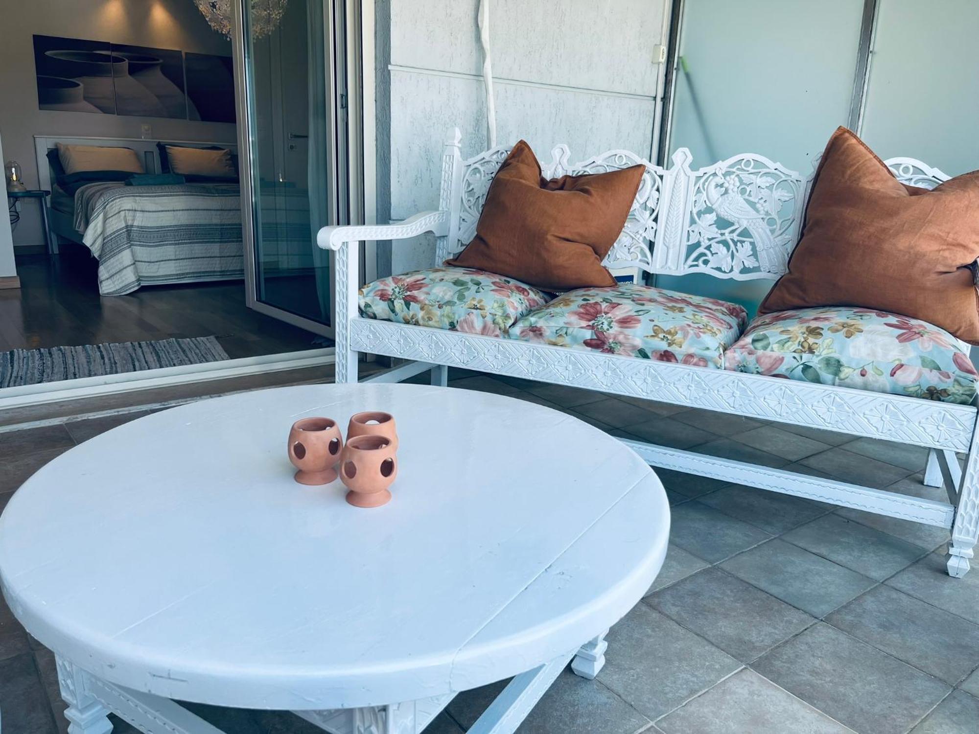 Something Different In Chalkida Apartment Kanithos Bagian luar foto